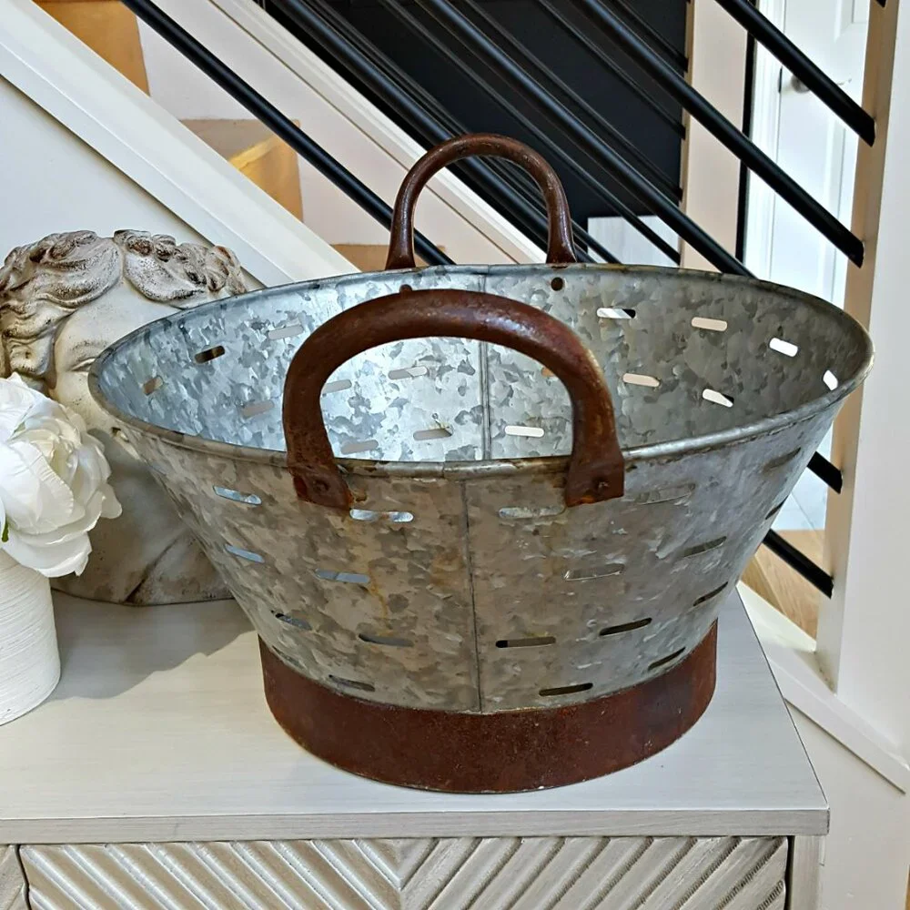 VINTAGE Rustic FARMHOUSE Large OLIVE BUCKET